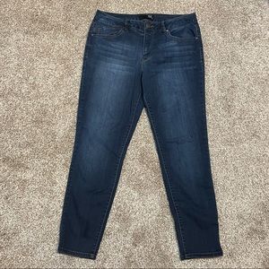 1822 Denim high rise jeans